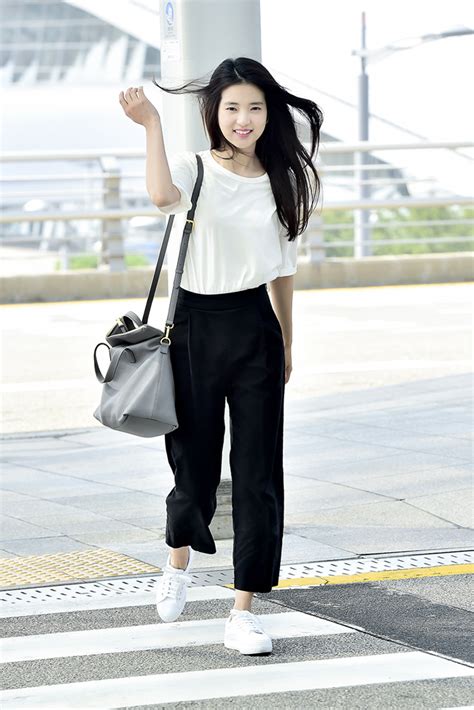 그래서인지 북미 메이플(gms)에서는 남캐들의 코디 자유성을 높이는 방편 및 sd의 특성을 활용하여 여캐 코디템들을 공용으로 만들거나, 여캐 코디템 도트를 복붙해 남캐 전용. 여름에 여자 회색, 와이드 슬랙스 코디 이렇게 : 네이버 블로그