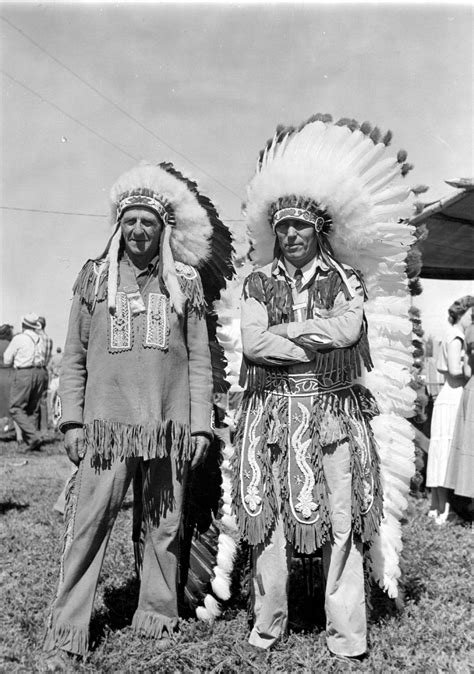 Native American dress | Native american men, Native american indians, Native american proverb
