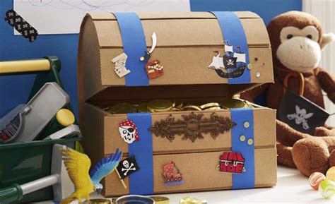 Durch das eindrücken der wellpappe mit dem stift, geht das knicken leichter. Pin auf Basteln