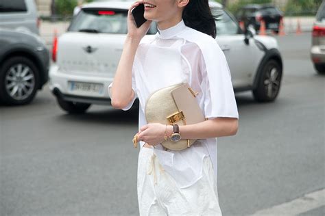 8 Ways To Find The Perfect White T Shirt Fashion Classics Elle Canada