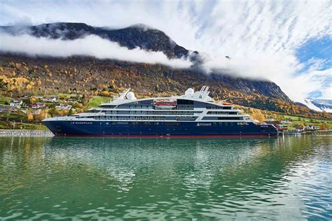 Best Small Cruise Ship Lines Worlds Best 2021