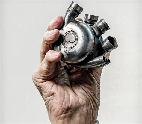 Ticker The History Of The Artificial Heart Npr Illinois