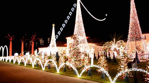 Christmas Lights & Music display in Plantation Acres, Plantation