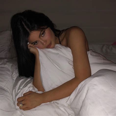 Kylie Jenner Deformed Erotica Bikini 22