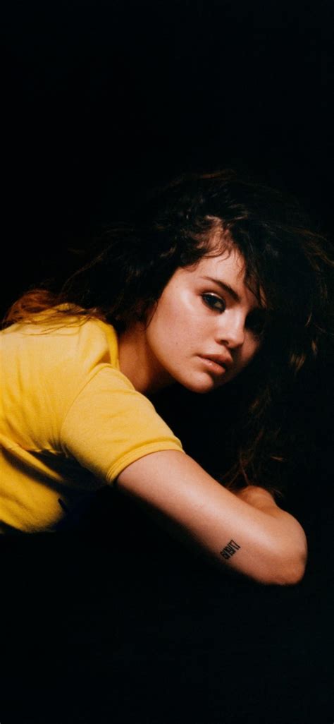 You can make this wallpaper for your iphone 5, 6, 7, 8, x you can use selena gomez iphone wallpaper for your iphone 5, 6, 7, 8, x, xs, xr backgrounds, mobile screensaver, or ipad lock screen and another. 1125x2436 Selena Gomez Photoshoot 2020 Iphone XS,Iphone 10 ...