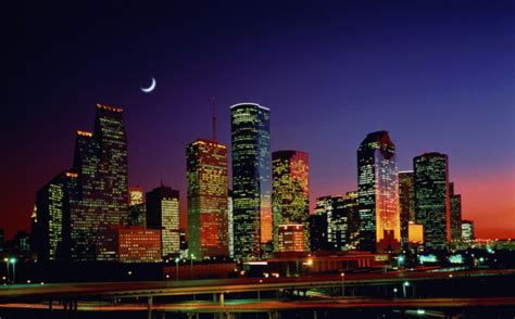 47 Houston Skyline Wallpaper Hd On Wallpapersafari