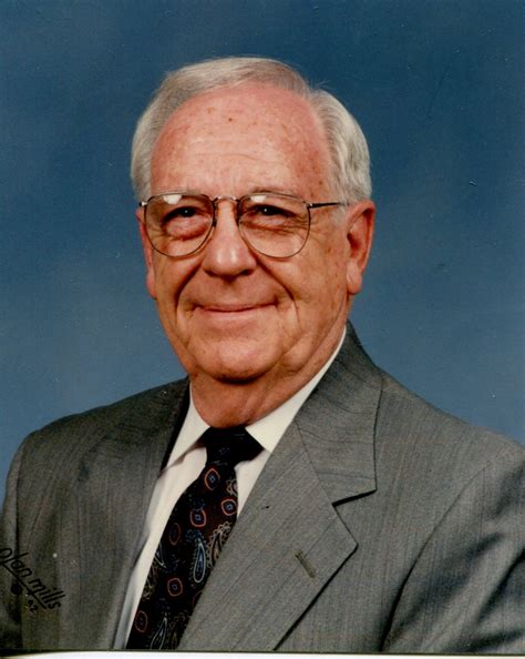 Floyd E. Ikemire - Pulliam Funeral Homes, Oblong, Illinois 62449