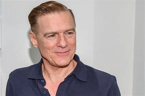 Bryan Adams Gives Surprise Performance On Pretty Woman Stage