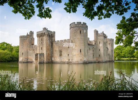 Bodiam Castle And Moat East Sussex England Stock Photo Alamy