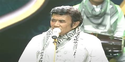 Raja dangdut rhoma irama merasa dipojokkan terkait dengan penampilannya di atas panggung saat memenuhi rabu 01 juli 2020, 06:30 wib. Innalillahi Wainna Ilaihi Rajiun, Rhoma Irama Berduka ...