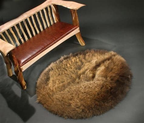 Iconic American Decor Buffalo Fur Round Rug Merlins Hide Out