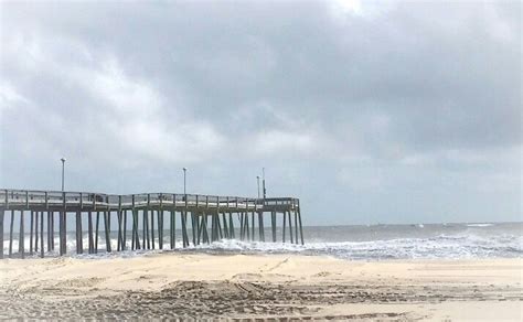 Dinner is served until 10:00pm nightly with late night fare available. Ocean City fishing pier at the inlet. ‪#‎easternshore ...