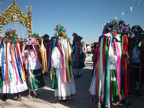 DANZA DE LA OFRENDA OTOMÍ | Otomi, Folk dresses, Dia de los muertos