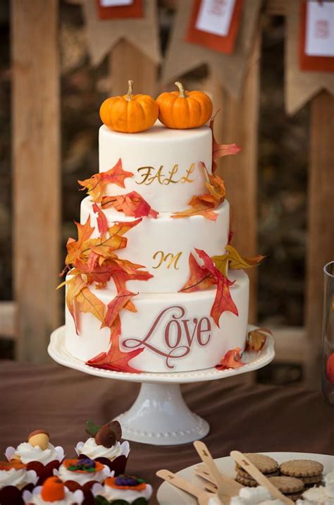 We’re Falling For These 12 Fall Inspired Wedding Cakes Love Inc Mag Fall Wedding Cakes