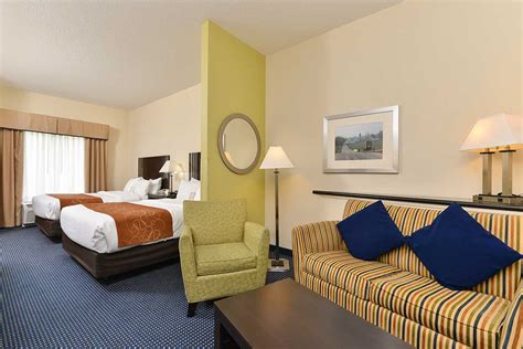 Comfort Suites Amish Country Pa Dutch Hotels