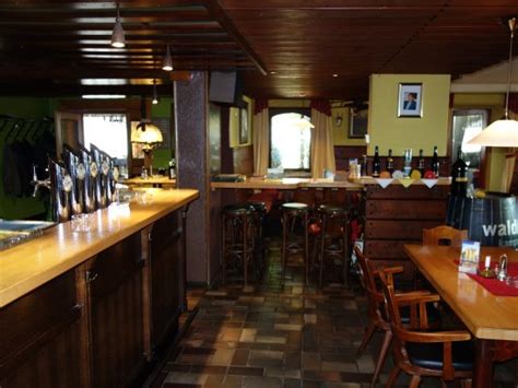 KASTL  DAS JUNGE WIRTSHAUS, Sankt Georgen im Attergau  Restaurant