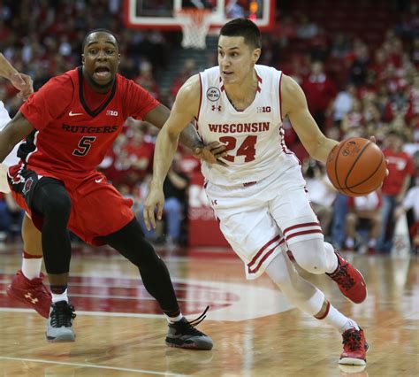 Wisconsin Basketball Badgers Set For Showdown For Big Ten Title