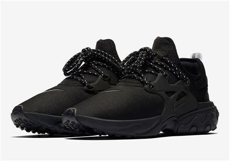 this nike react presto gets hit with a black cat on the insoles