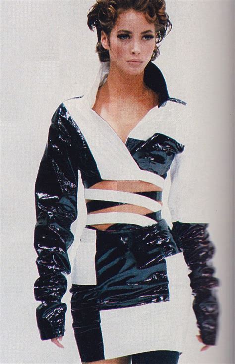 Dolce And Gabbana Spring Summer 1991 Fashion Runway Fashion Couture Christy Turlington