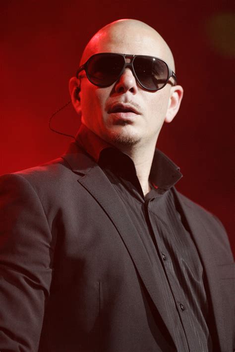 Here you'll find all of his official music videos, behind the scenes, and everything that matters to mr. Pitbullの出演時間