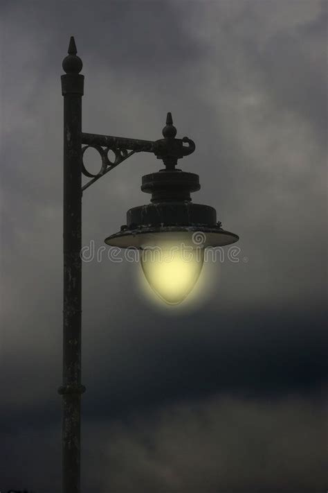 Vintage Street Lamp Illuminate Your Pathway