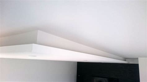 Eine abgehängte decke kommt erst mit einer indirekten beleuchtung richtig zur geltung. Abgehängte Decke Mit Indirekter Beleuchtung (Lichtvouten ...