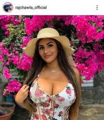 Request ANSWER Val Aroundworld On Ig NameThatPornStar Com