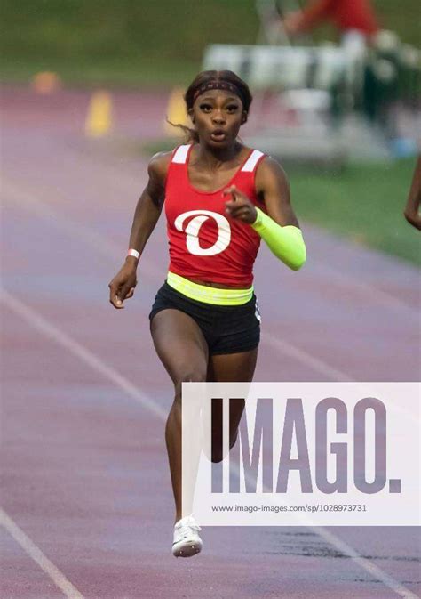 Syndication The Tennessean Kymora Lee Williams Of Overton Wins The Girls Meter Dash During The