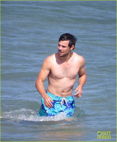Full Sized Photo Of Taylor Lautner Goes Shirtless For Run The Tide