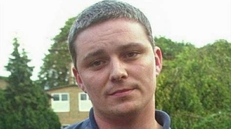 Ian Huntley Prisoner Admits Attacking Soham Killer Bbc News