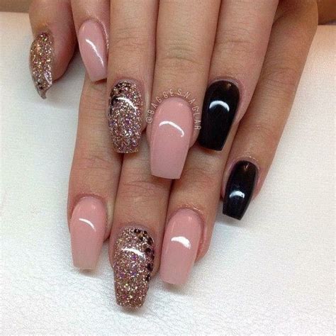 Pin by Bianca Tomasin on Nägel Beige nails Beige nails design Pink nail art