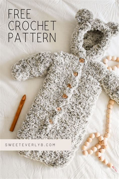 A Cozy Crochet Baby Bunting Pattern That Will Give You Baby Fever