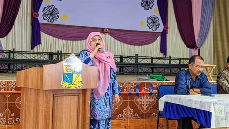 Haji ahmad badawi bin sheikh abdullah fahim. Sekolah Menengah Kebangsaan Datuk Haji Ahmad Badawi ...