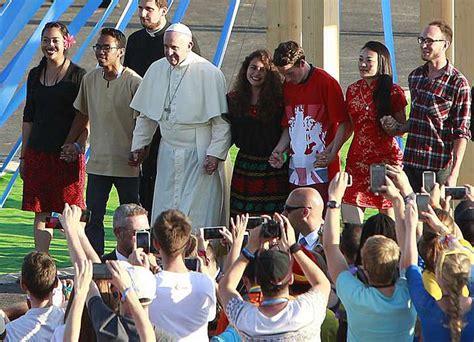 El Papa Francisco La Iglesia Real Y Los Jóvenes Opinión Religión