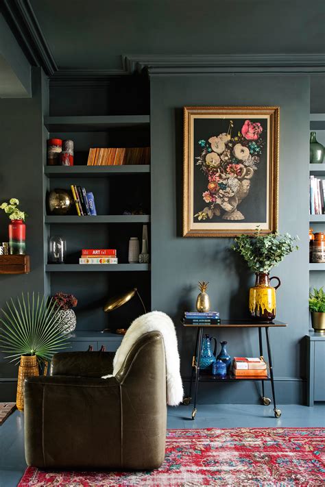 How To Paint Over Dark Walls Uk - How To Paint Dark Walls