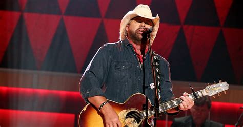 toby keith reveals 2021 country comes to town tour dates sounds like nashville