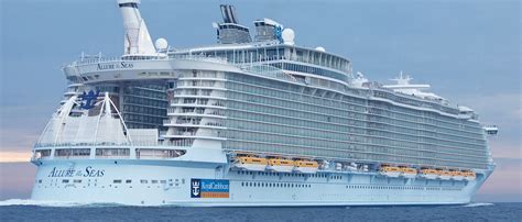It was constructed by meyer turku in finland and delivered to royal caribbean international in october 2010. Allure of the Seas | Von MEYER TURKU