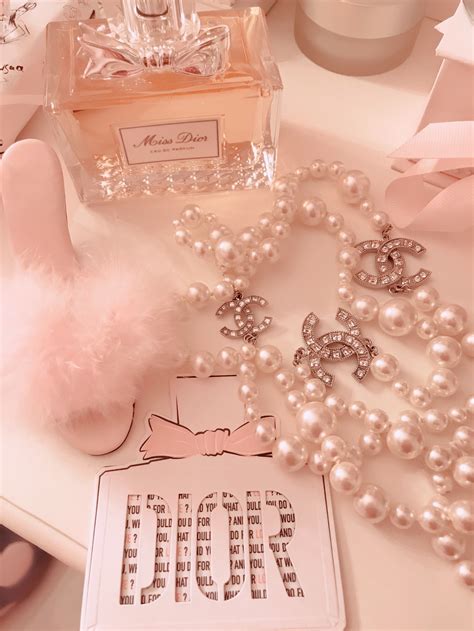Pin By Lovely Lady On Chanel Lover In 2019 Pink Aesthetic Girly