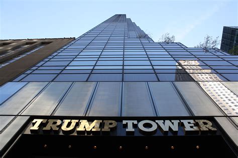 Последние твиты от trump tower new york (@trumptower). Trump Tower entre os edifícios de luxo menos desejados de ...