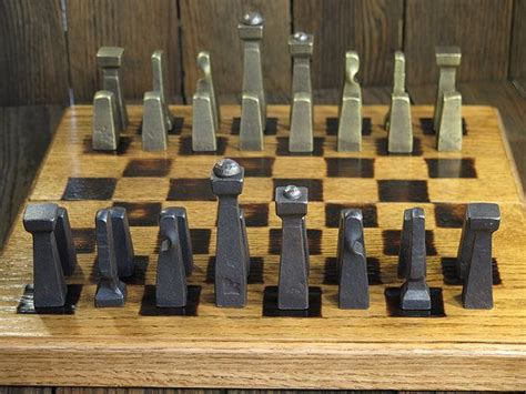 The world's oldest and most strategic games. Stalen schaakstukken Schaken set unieke schaakstukken ...