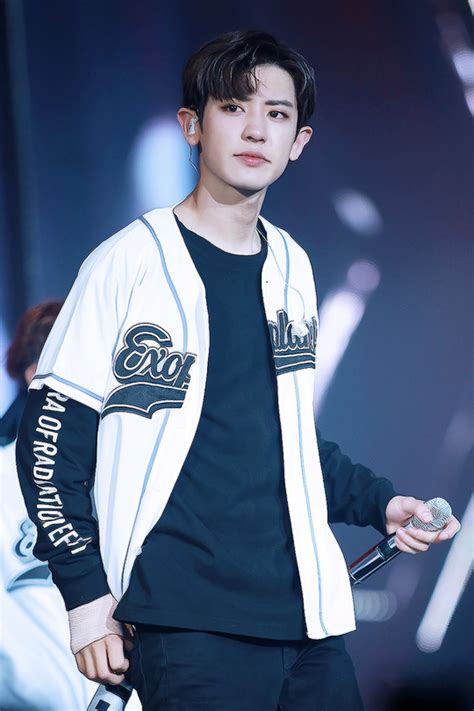 Chanyeol smile gif | tumblr.chanyeol pinterest sexy, 1000 images about park chanyeol on pinterest hold, all about. tumblr_odbv8gOjF31rka8tzo2_540.png (540×810) | Chanyeol ...
