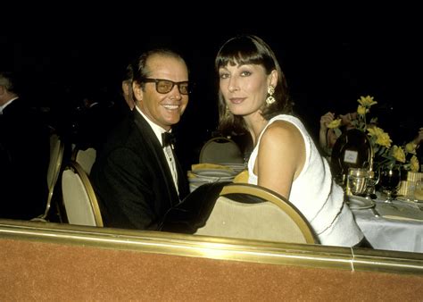 Anjelica Huston Savagely Beat Up Jack Nicholson For Cheating I Was