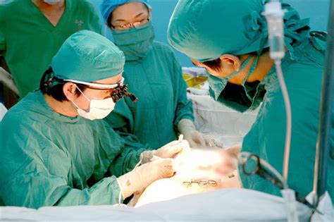 Breast Reconstruction Surgery After Mastectomy Improves Patients