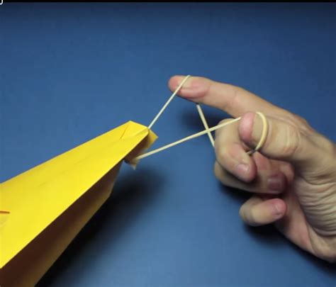 Te muestra el mejor diseño de avión de papel que vuela mucho. Cómo hacer un avión de papel que vuela mucho