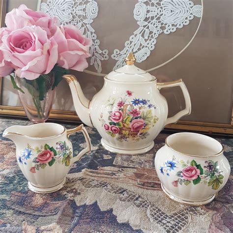 Sadler Teapot Cream And Sugar Bowl Vintage Tea Set Flower Basket Of