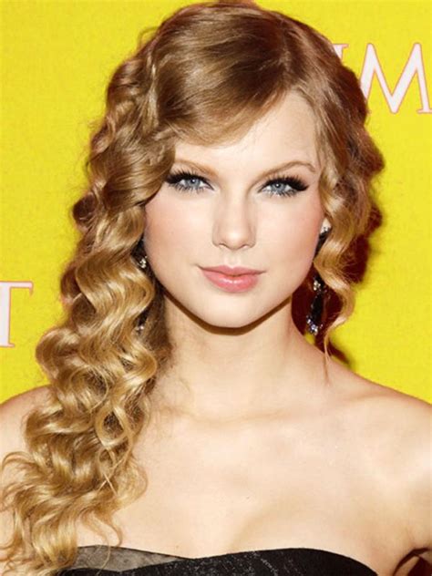 Brushing dry hair is an instant recipe for frizz and will loosen your curls right out of shape. Taylor Swift And Her Vintage Curly Hair Locks - Women ...