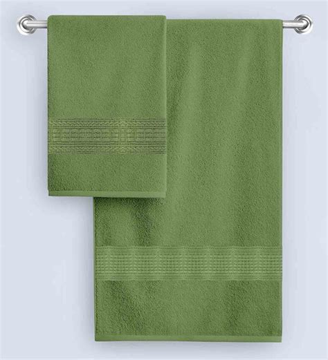 Buy Green Solid 550 Gsm Cotton Bath Towel Set Of 2 By Livpure Online