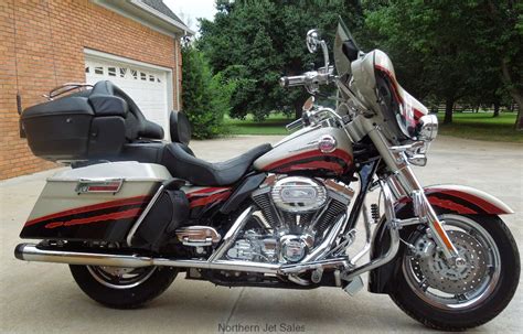 King, cvo ultra classic electra glide, electra glide classic, electra glide standard, road glide, road king, road king classic, street glide, ultra softail custom, softail deluxe, softail springer classic, softail standard, 2006, cvo fat boy, deuce, fat boy, night train, softail deluxe, softail. Harley-Davidson CVO Ultra Classic Electra Glide FLHTCUSE ...