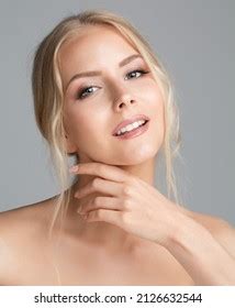 Beauty Face Model Portrait Nude Make Stock Photo 2126632544 Shutterstock