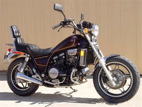 In 1982 honda launched a 750cc power cruiser called v45 magna. 1982 Honda magna 750 review